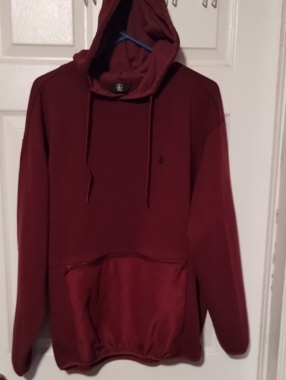 Volcom Men's Maroon Hooded Sweatshirtsize Med.